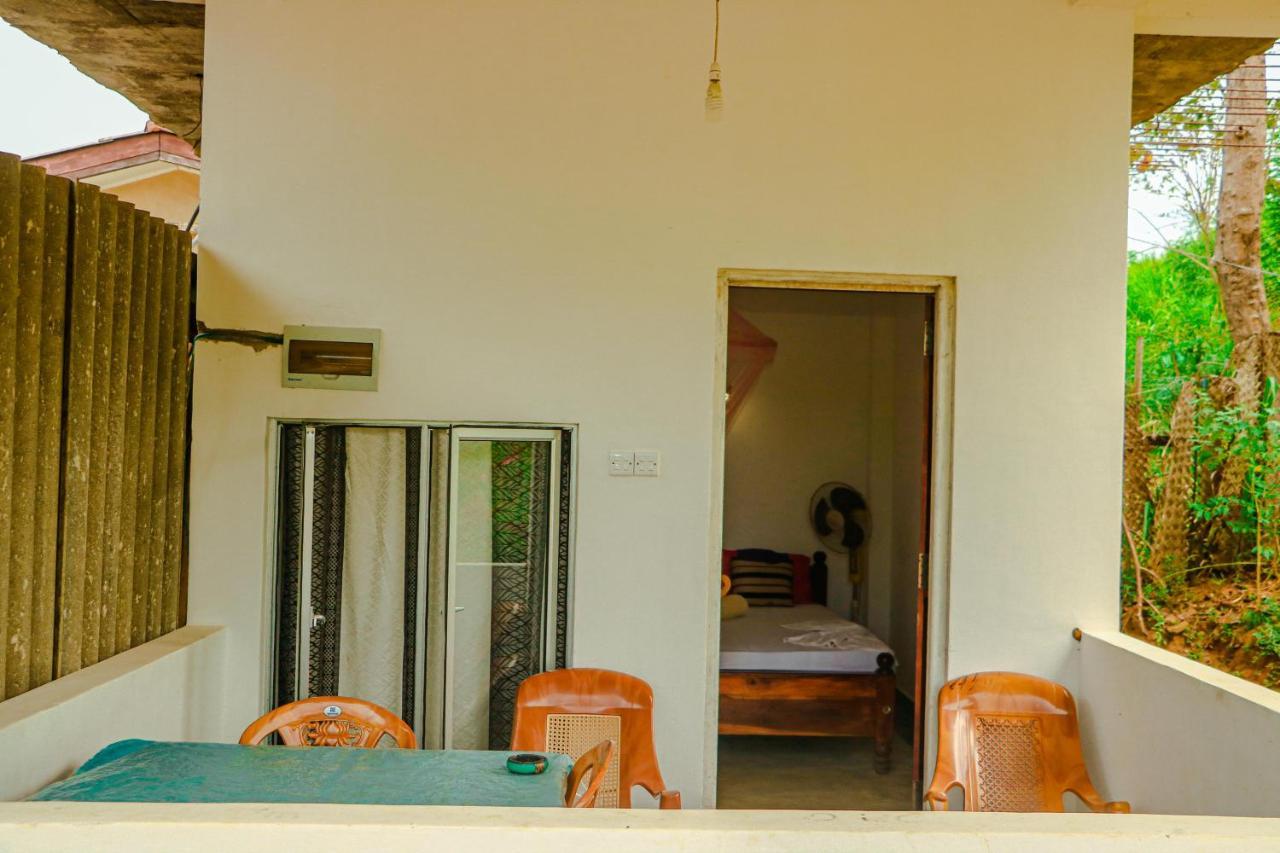 Sigiri Gayani Home Stay Sigiriya Exteriör bild
