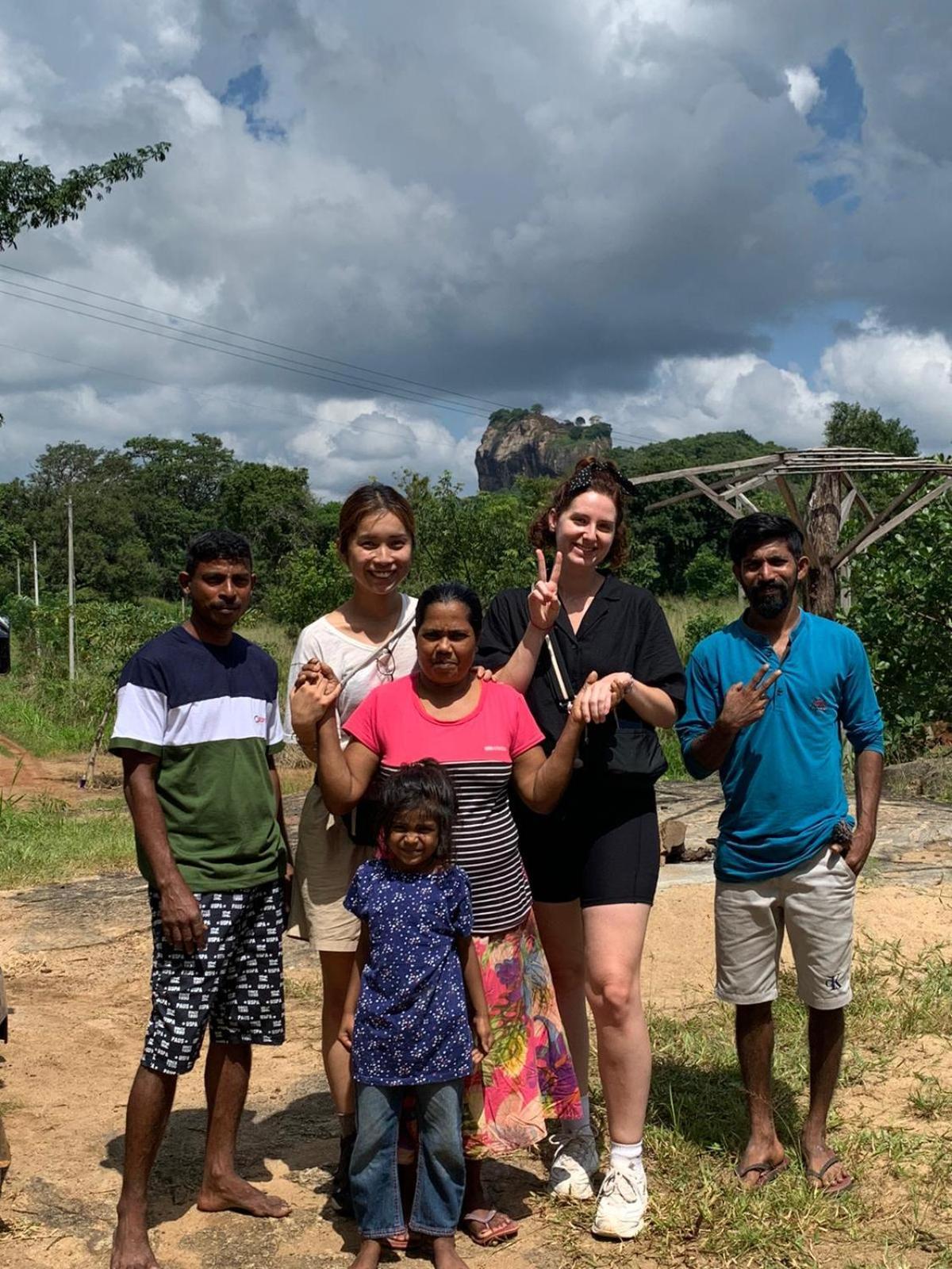 Sigiri Gayani Home Stay Sigiriya Exteriör bild