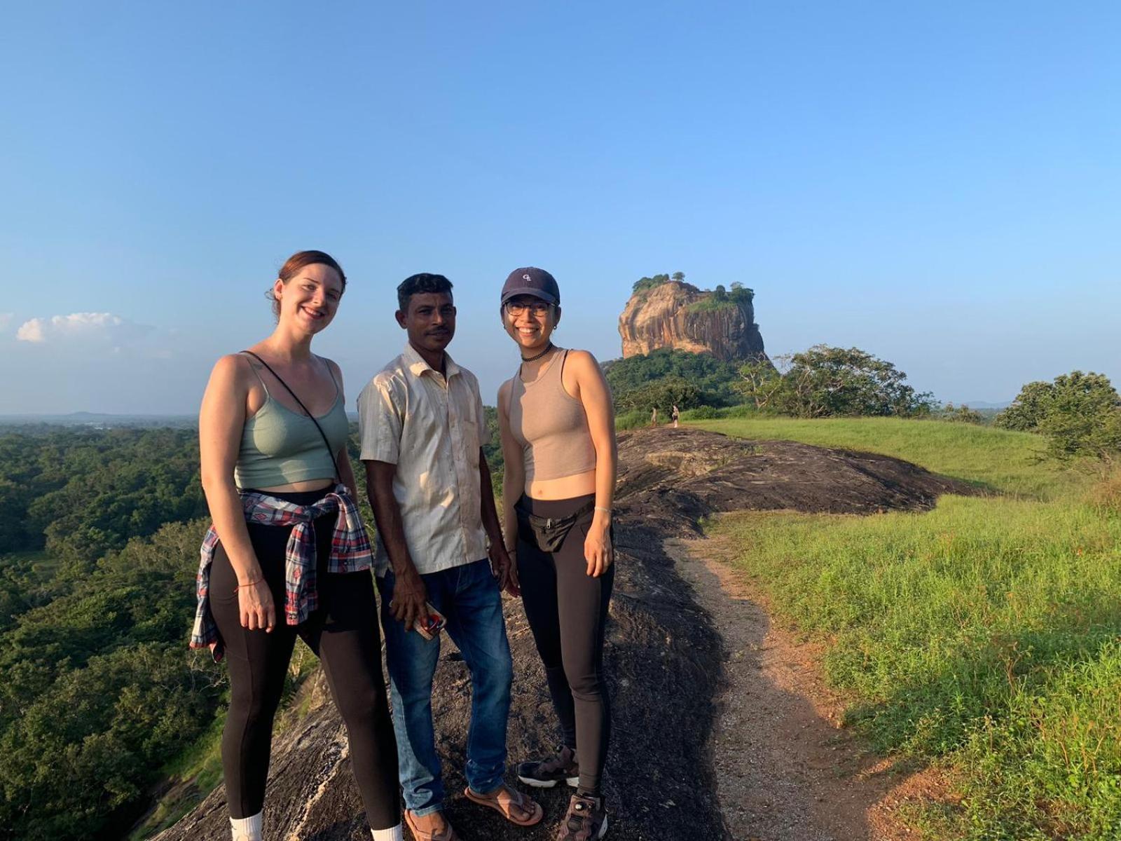 Sigiri Gayani Home Stay Sigiriya Exteriör bild