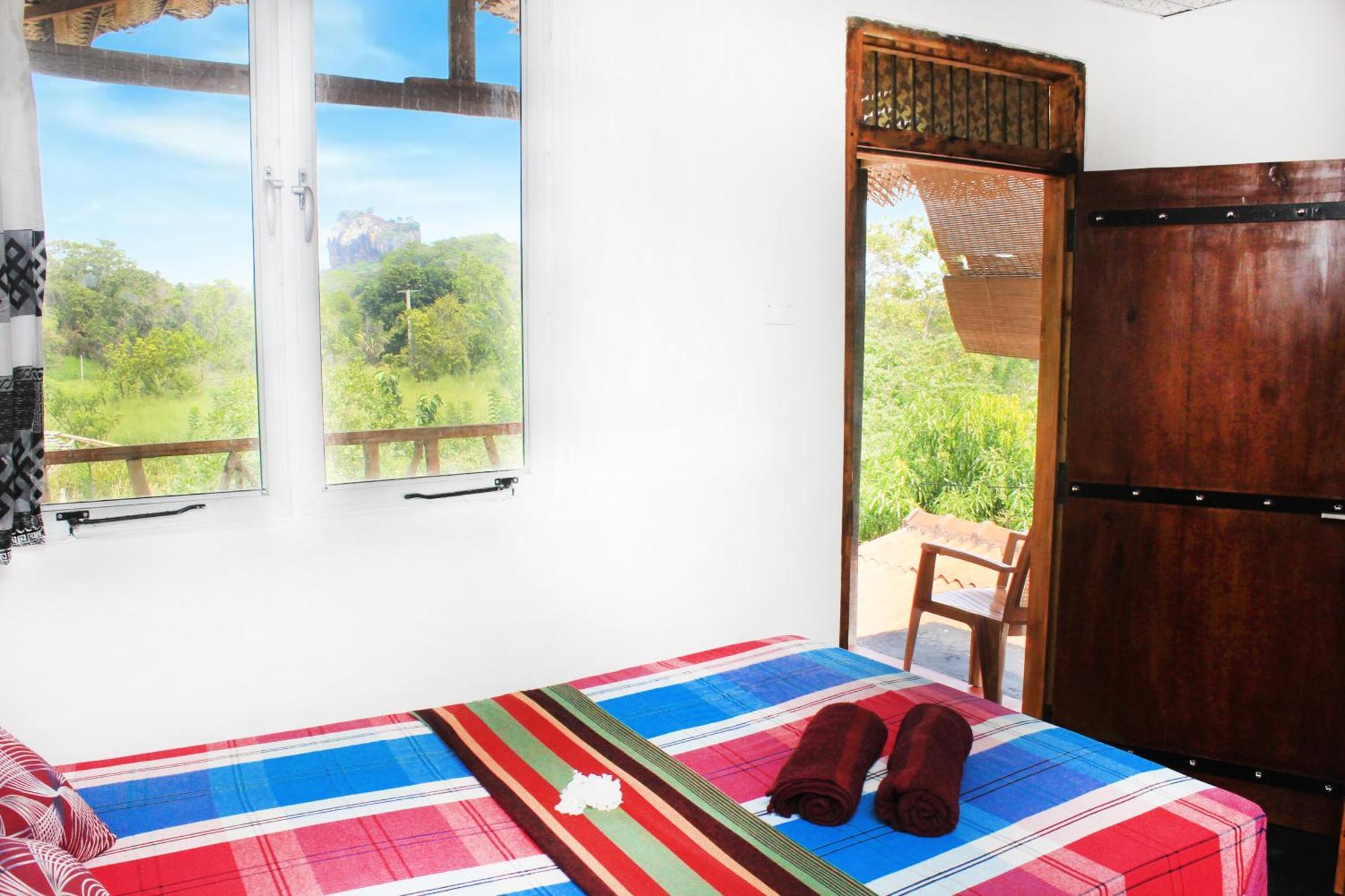 Sigiri Gayani Home Stay Sigiriya Exteriör bild
